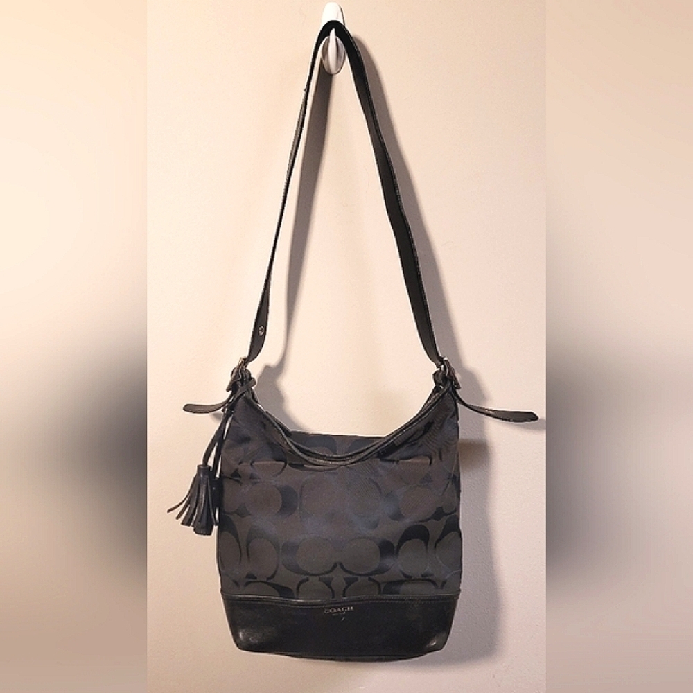 Coach Signature C Sufflette Cloth crossbody bag in black - Picture 2 of 13